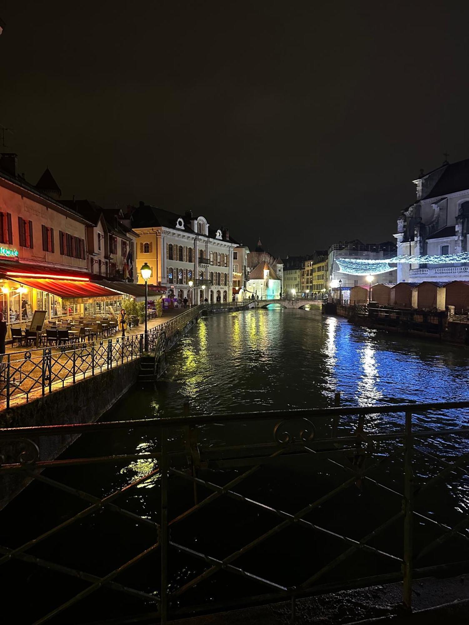 Lac Arte Postale Annecy Exterior photo